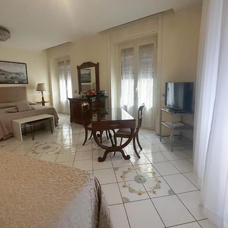 Pagina Storica Di Napoli Apartment Екстериор снимка