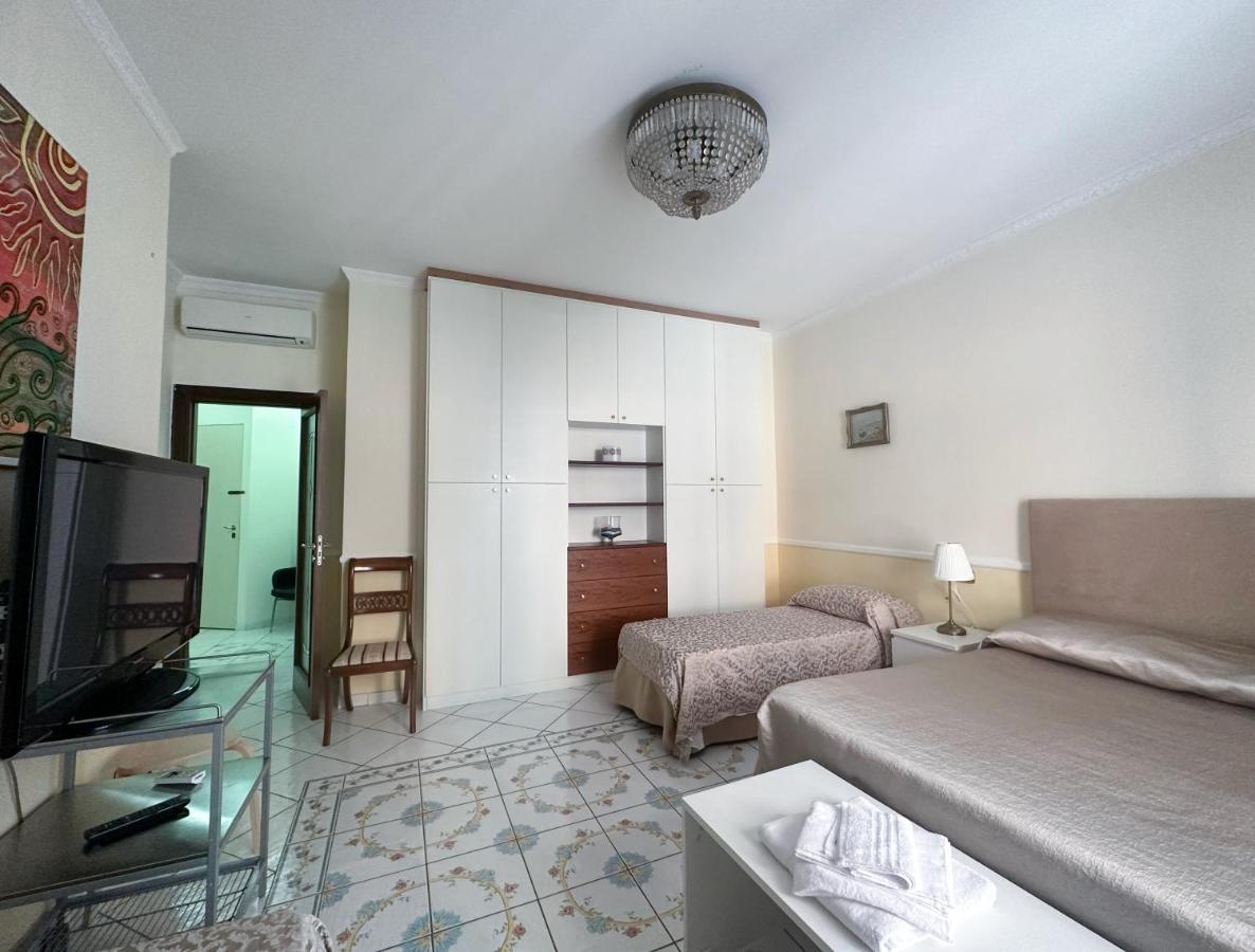 Pagina Storica Di Napoli Apartment Екстериор снимка