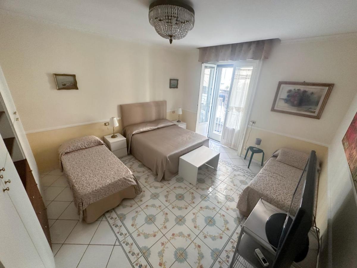 Pagina Storica Di Napoli Apartment Екстериор снимка