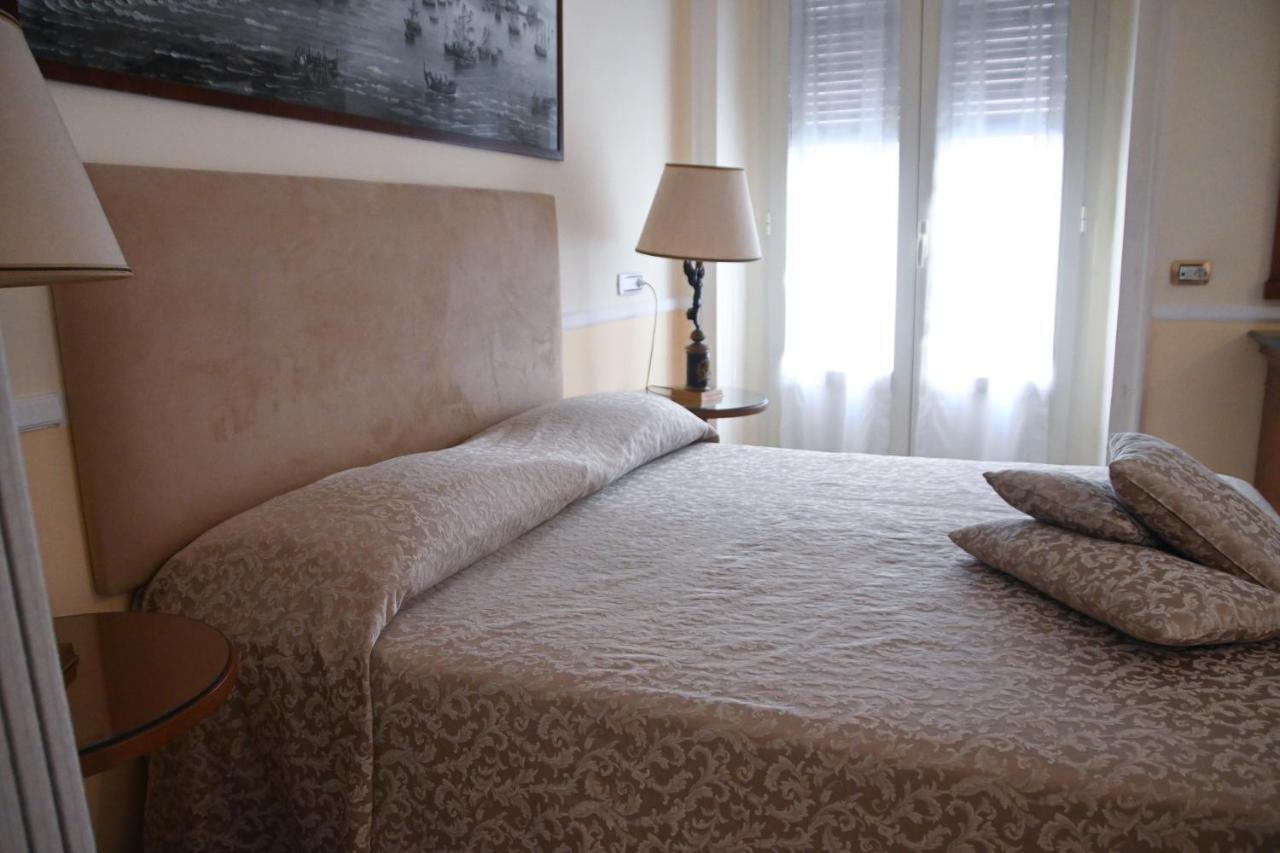 Pagina Storica Di Napoli Apartment Екстериор снимка