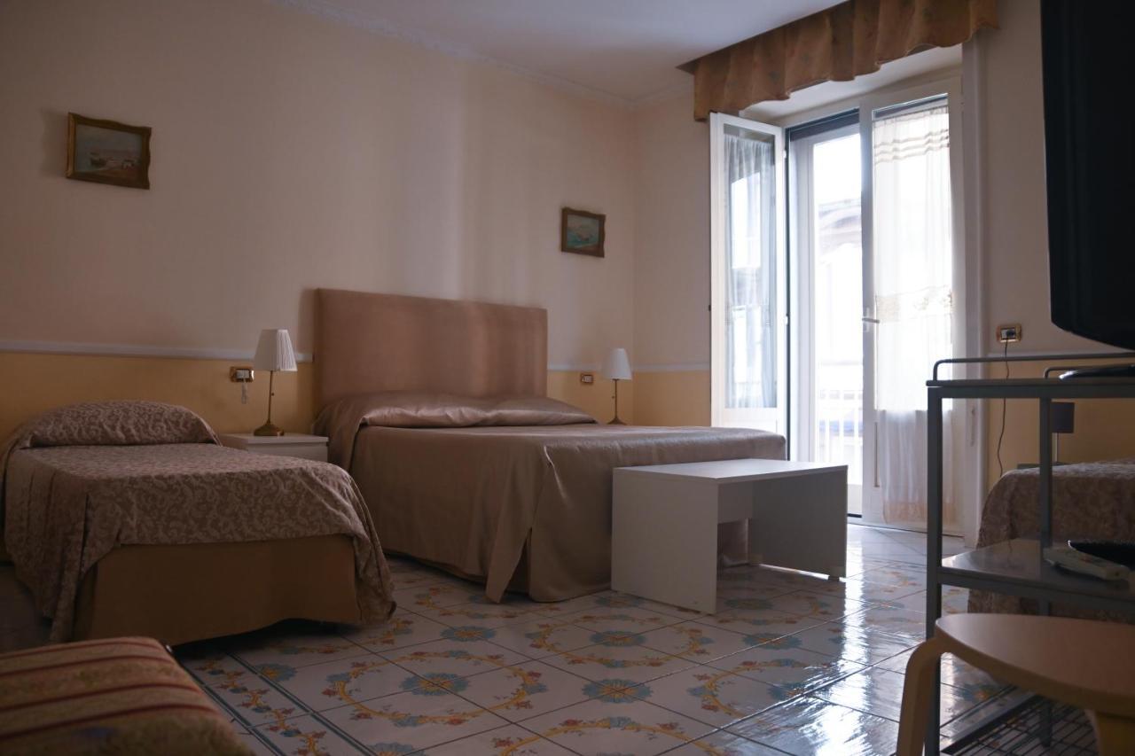 Pagina Storica Di Napoli Apartment Екстериор снимка