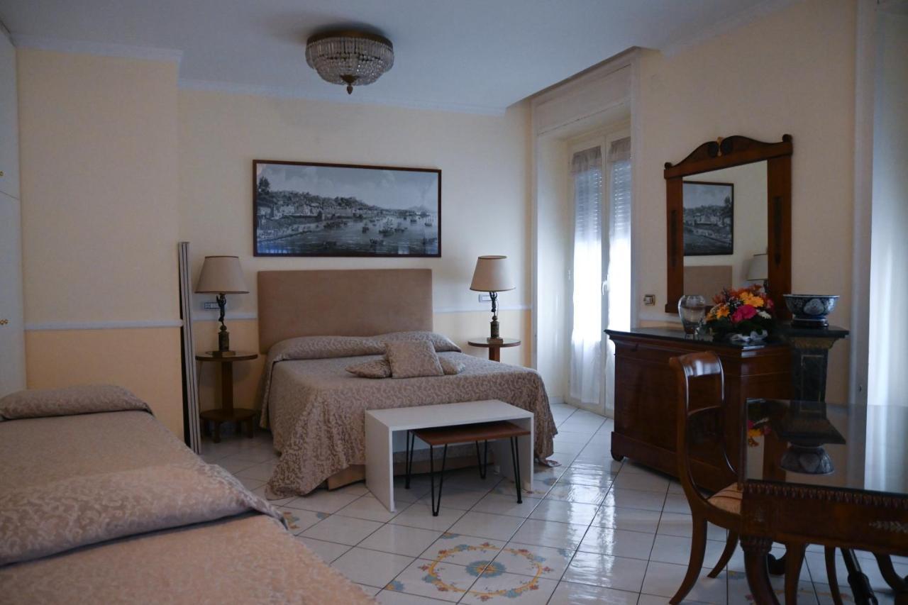Pagina Storica Di Napoli Apartment Екстериор снимка