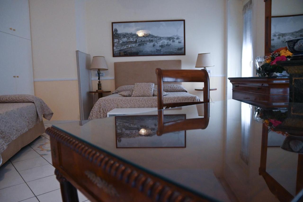 Pagina Storica Di Napoli Apartment Екстериор снимка